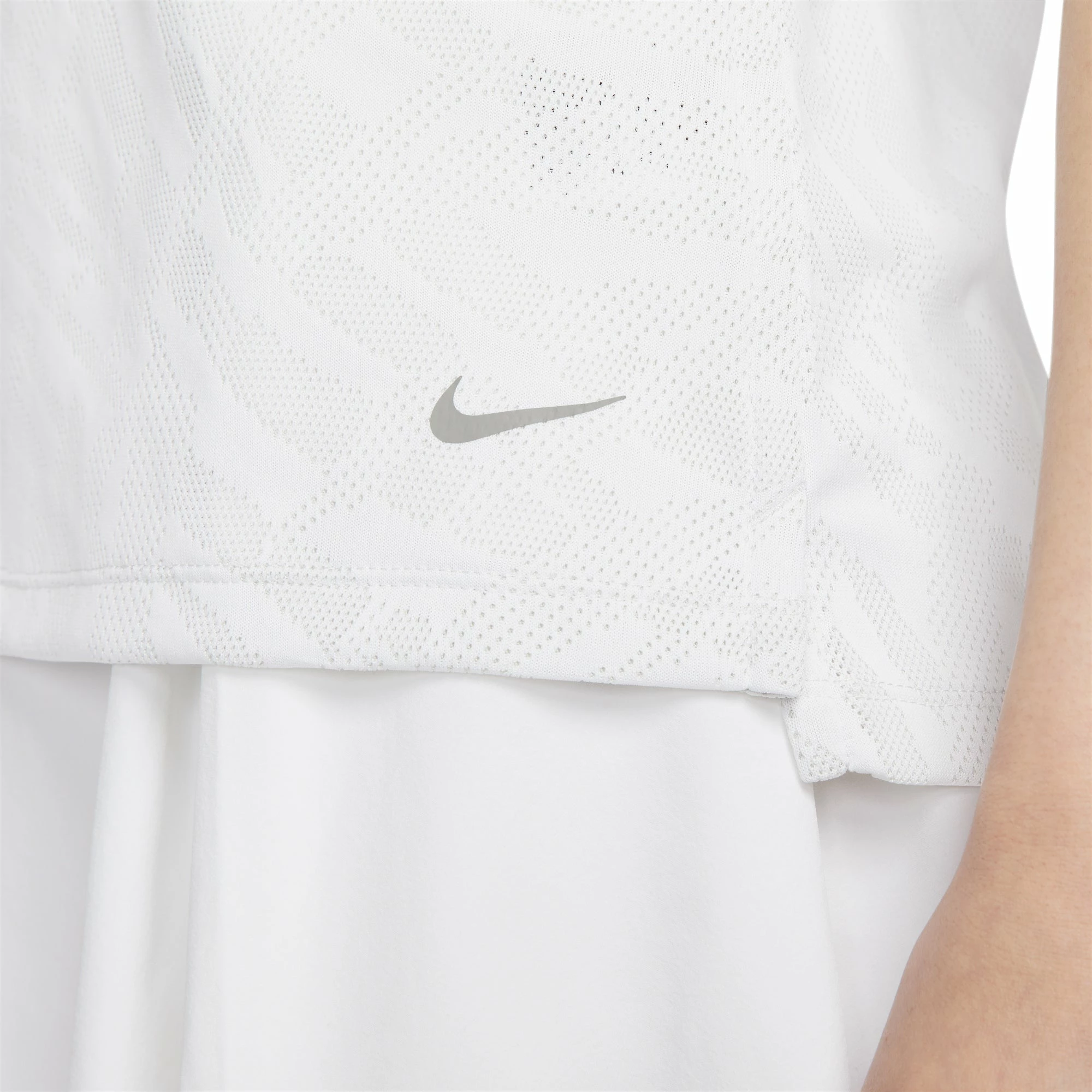 Nike Golf Nike Dri-FIT Victory Jacquard Womens Golf Polo - Image 3